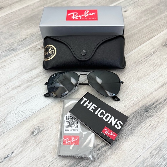 Ray-Ban Black Aviator Unisex Sunglasses 58MM - Picture 1 of 13
